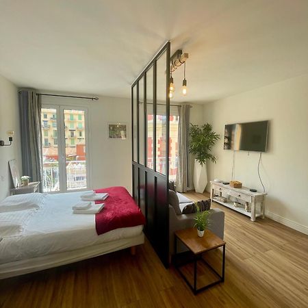 Le Verlaine, Studio En Centre Ville A Deux Minutes Des Plages Menton Ngoại thất bức ảnh