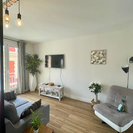 Le Verlaine, Studio En Centre Ville A Deux Minutes Des Plages Menton Ngoại thất bức ảnh